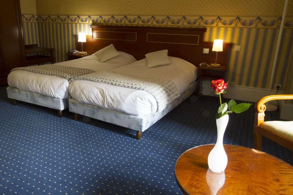 Brit Hotel Roanne - Le Grand Hotel Rom bilde