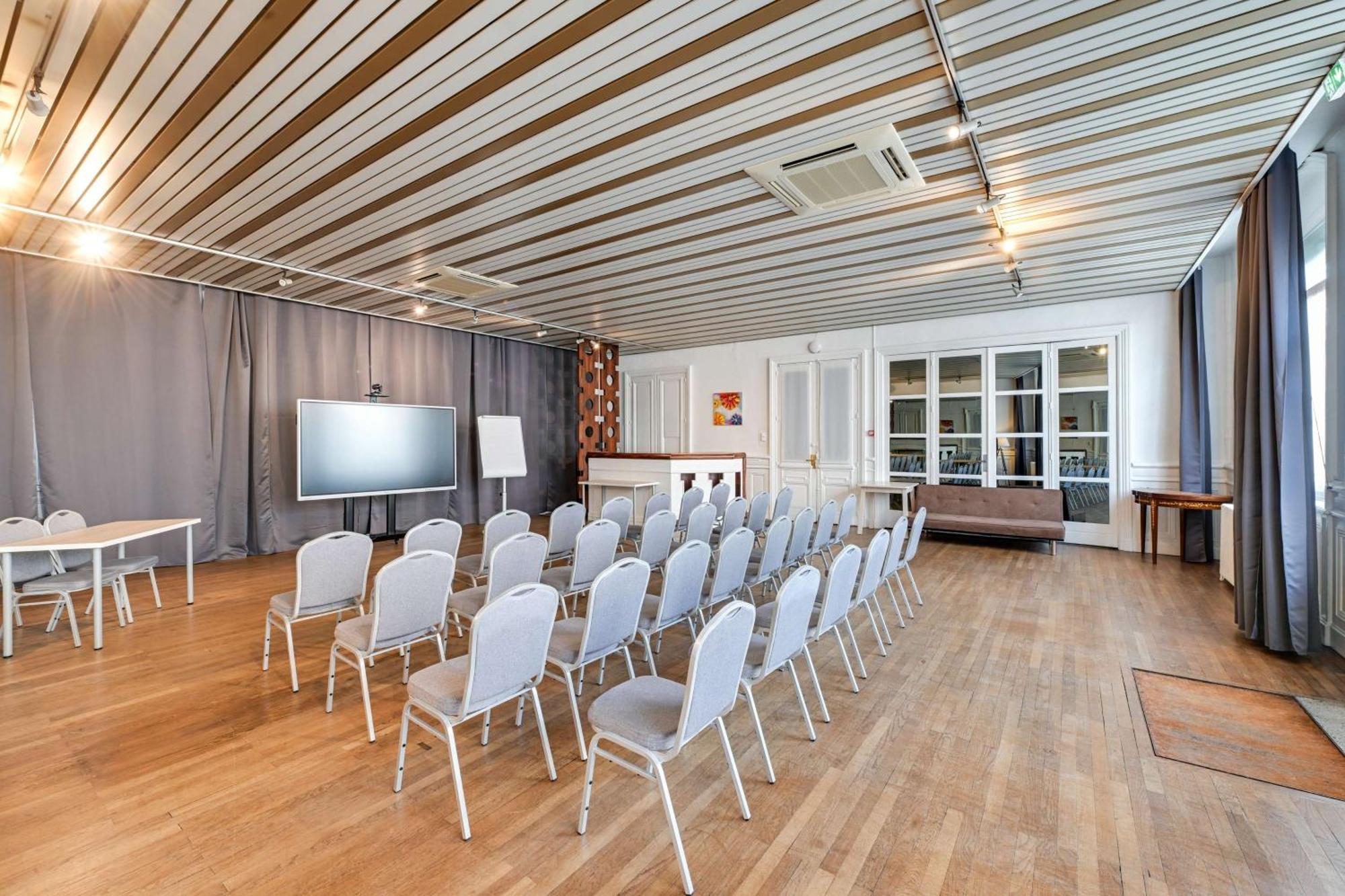 Brit Hotel Roanne - Le Grand Hotel Eksteriør bilde