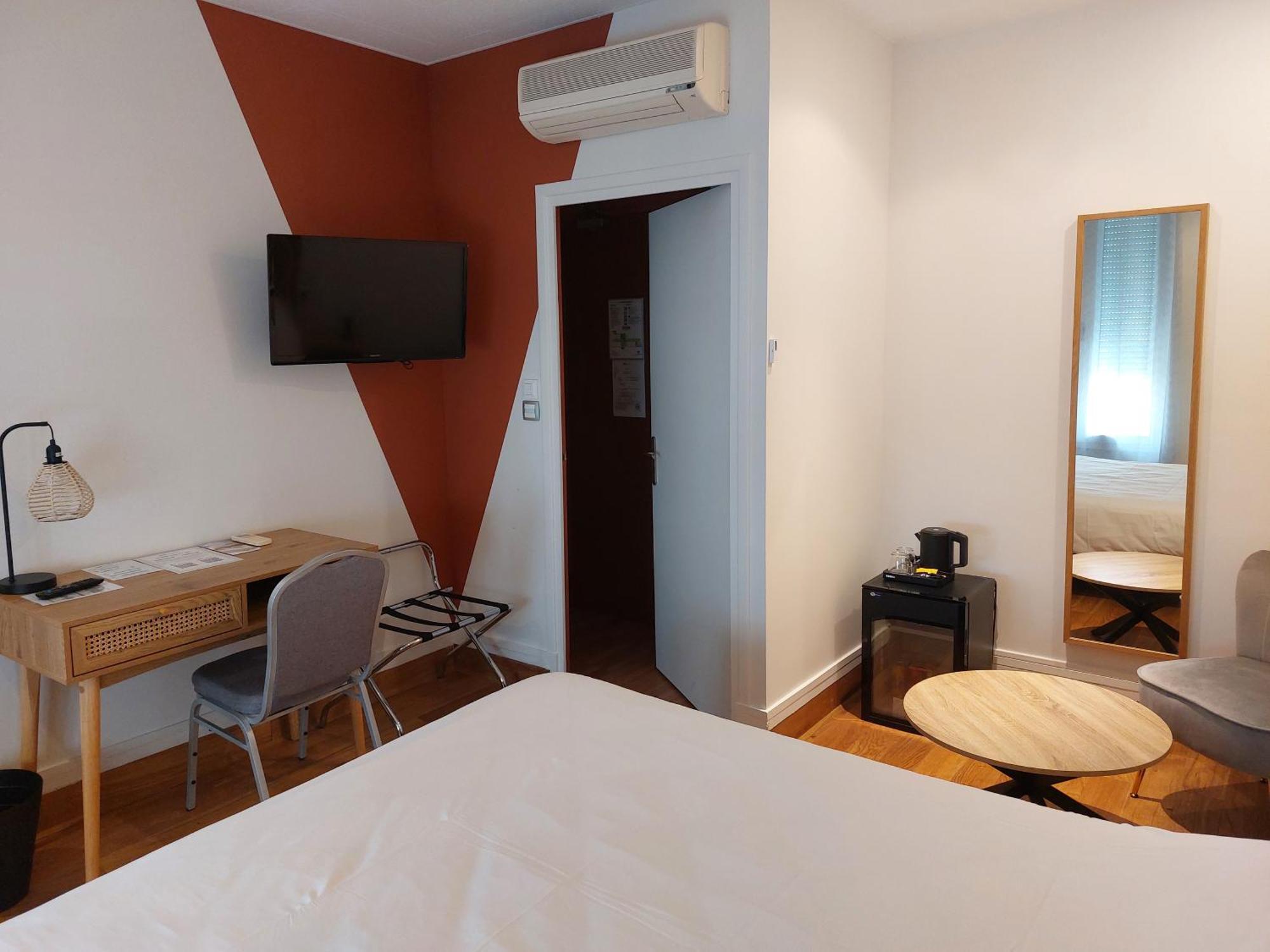Brit Hotel Roanne - Le Grand Hotel Eksteriør bilde